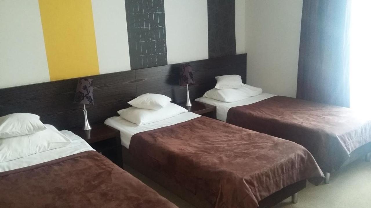 Hotel Niepolomice Ngoại thất bức ảnh