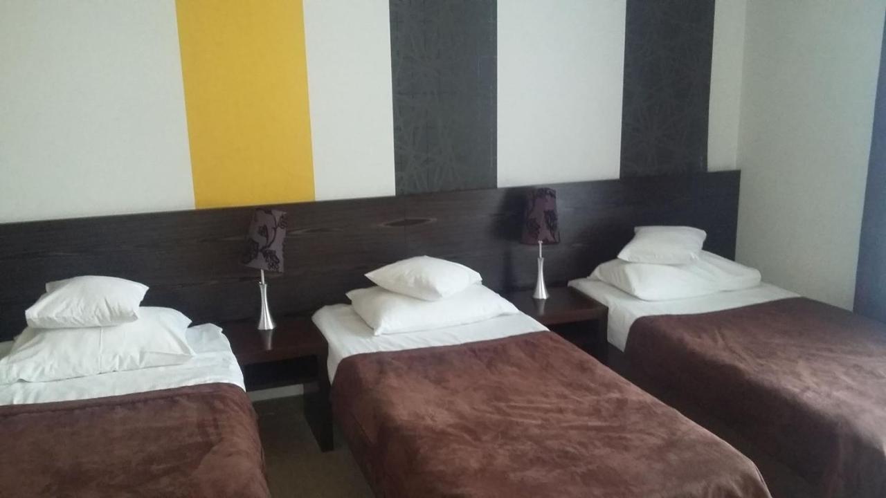 Hotel Niepolomice Ngoại thất bức ảnh