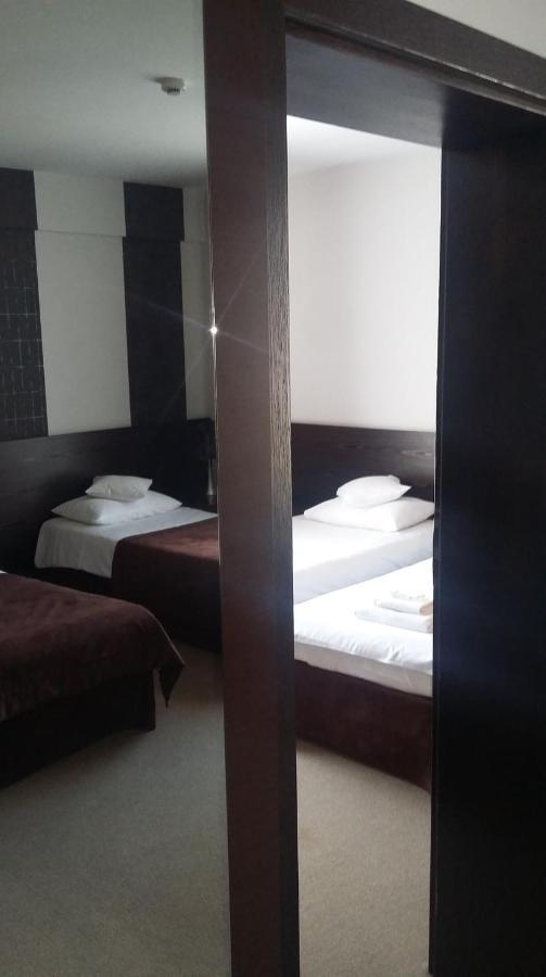 Hotel Niepolomice Ngoại thất bức ảnh