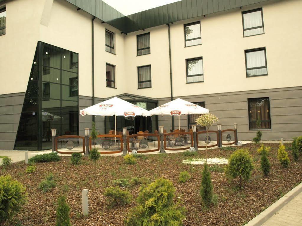 Hotel Niepolomice Ngoại thất bức ảnh