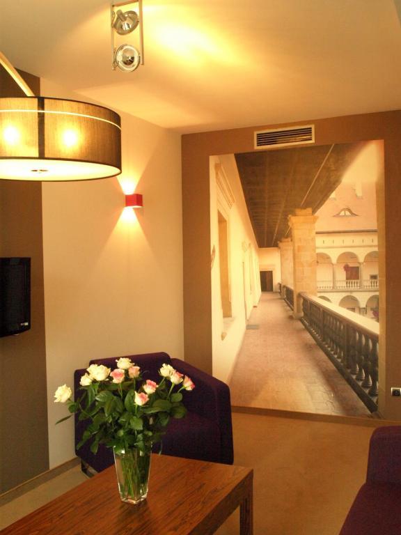 Hotel Niepolomice Phòng bức ảnh